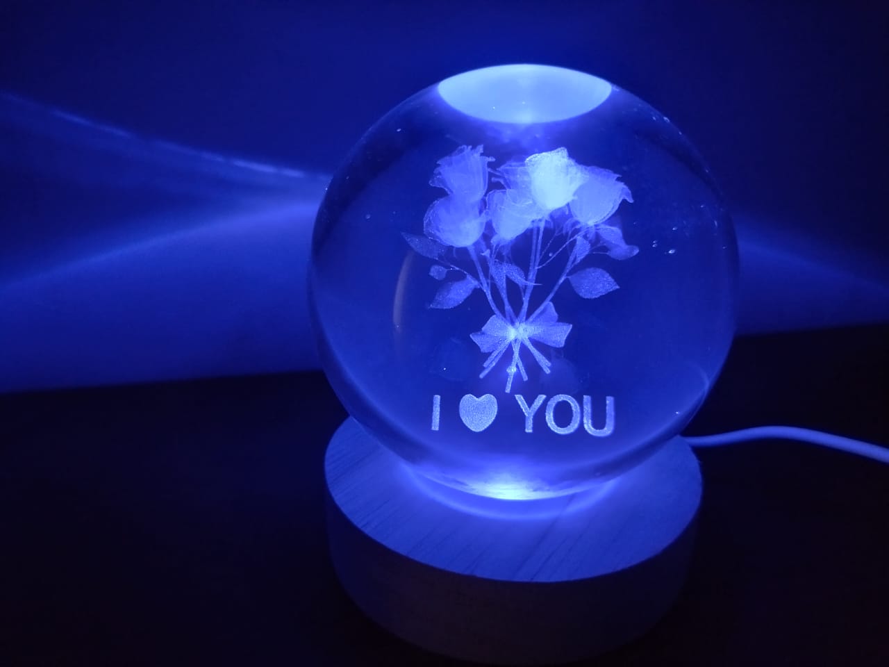 crystal ball - Rose Bouquet